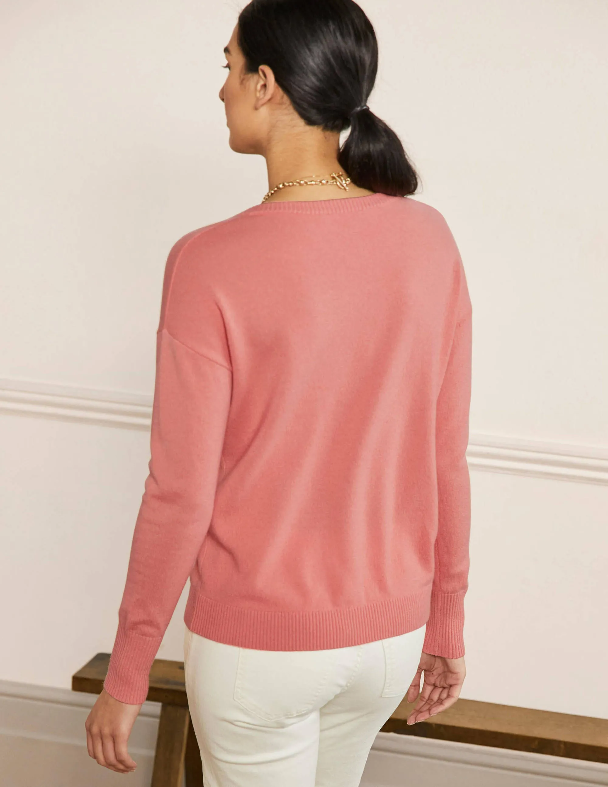 Cashmere V-neck Relaxed Jumper-Chalky Coral