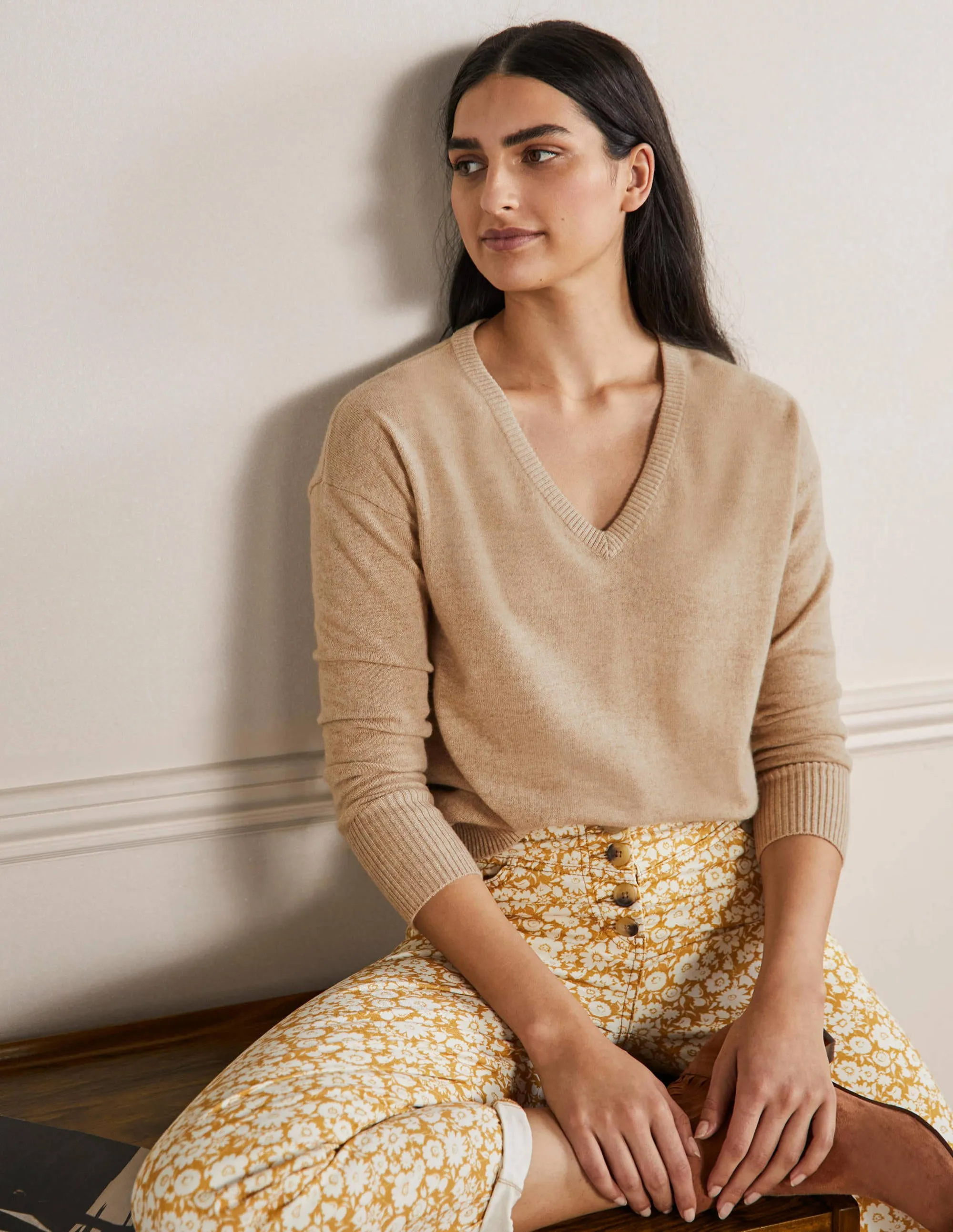 Cashmere V-neck Relaxed Jumper-Chinchilla Melange