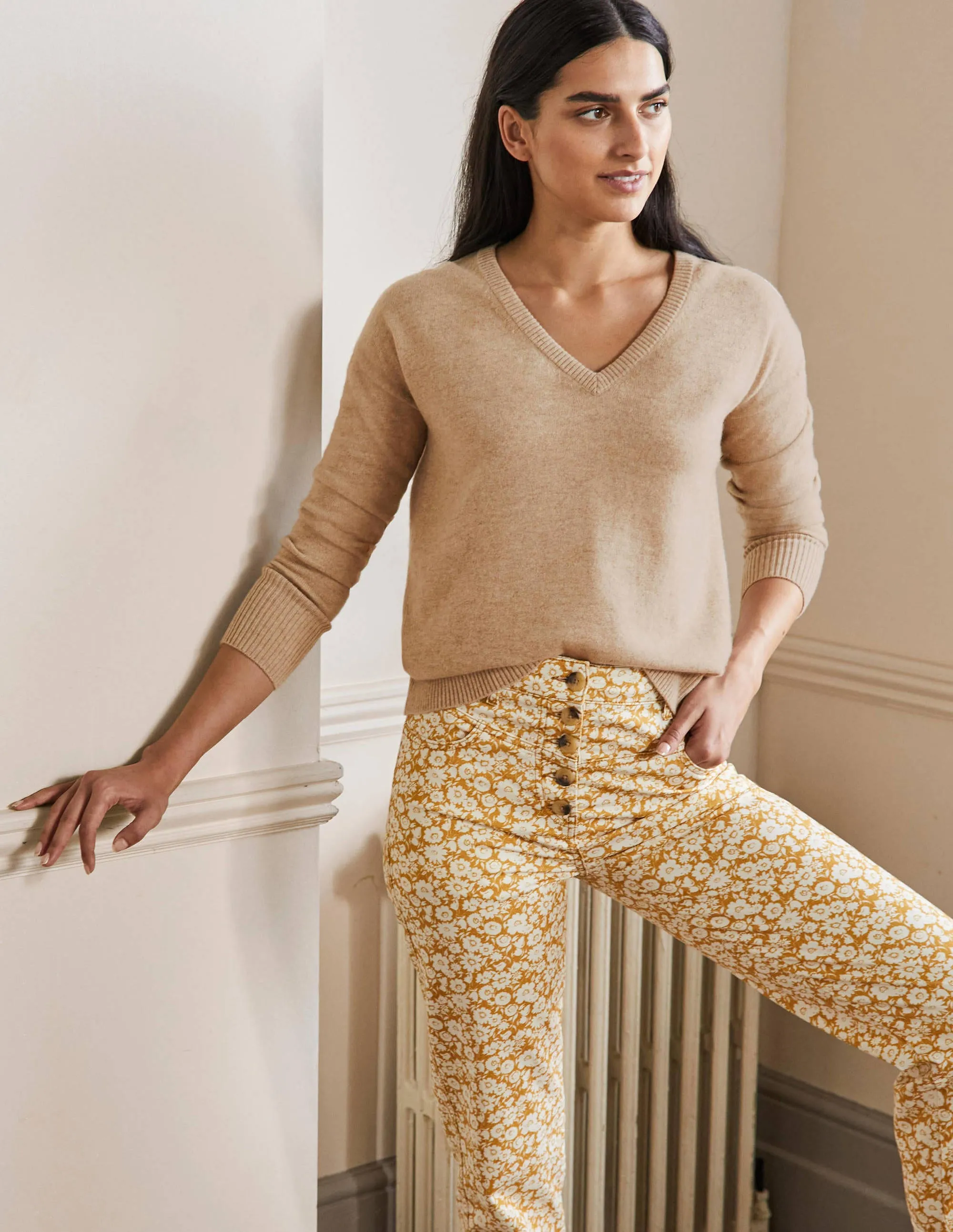 Cashmere V-neck Relaxed Jumper-Chinchilla Melange