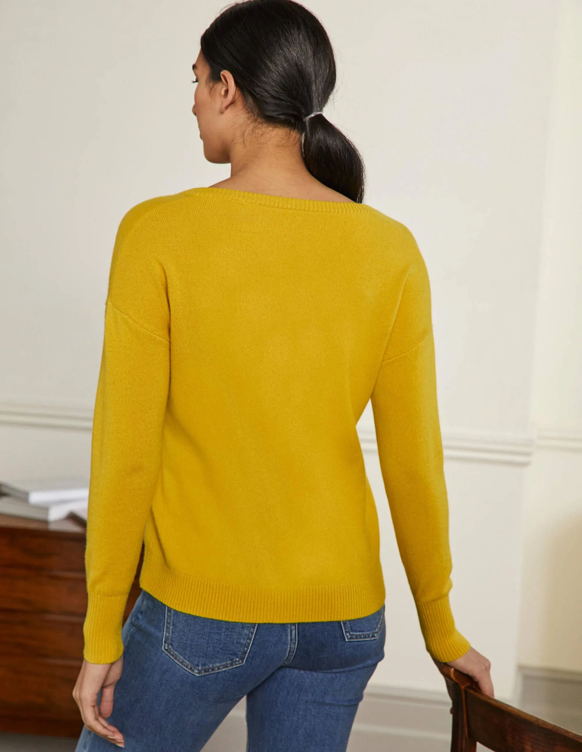Cashmere V-neck Relaxed Jumper-Citrine Yellow