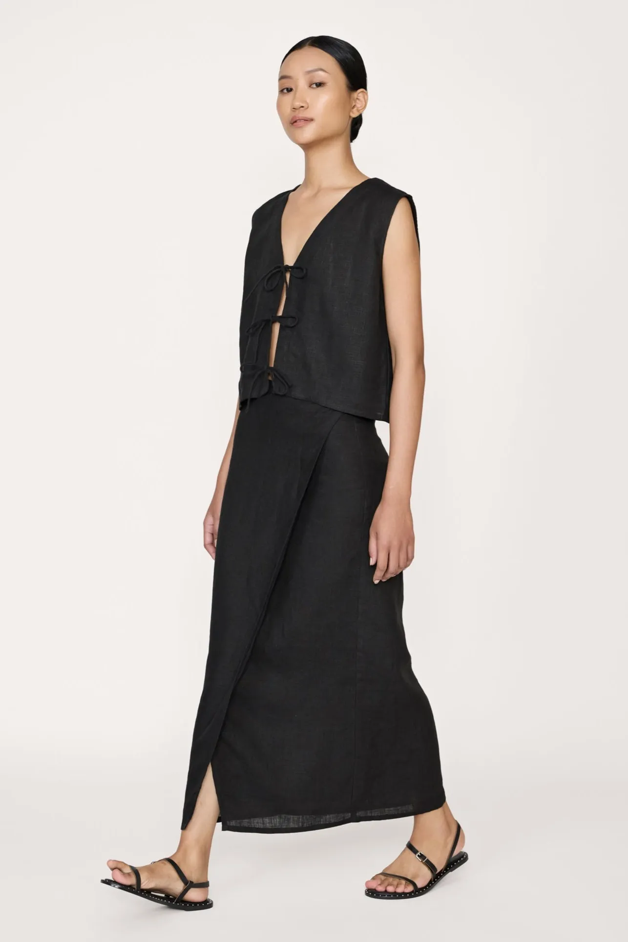 Wrap Skirt - Black Linen